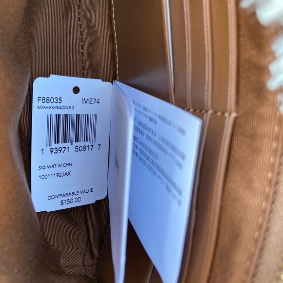 Coach Large Wristlet - Picture 8 of 8